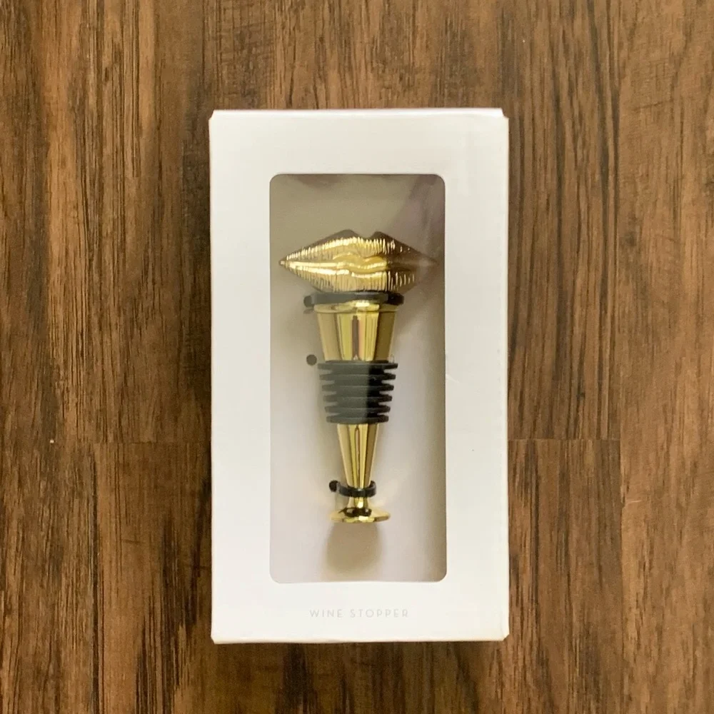 Z Galleris lips bottle stoppers